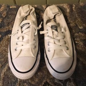 Converse tennis shoes